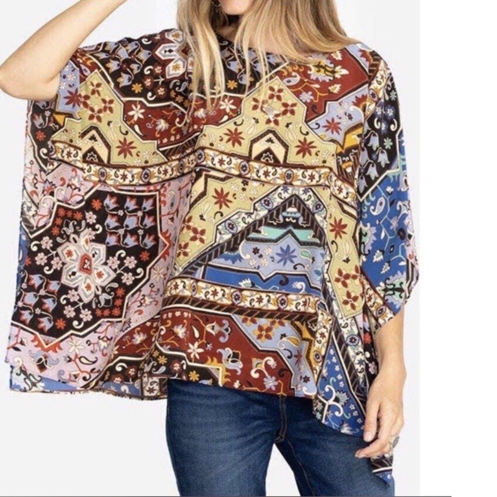 Johnny Was Jade 100% Silk Poncho Top Women M Paisley Boho Tunic Handkerchief Hem